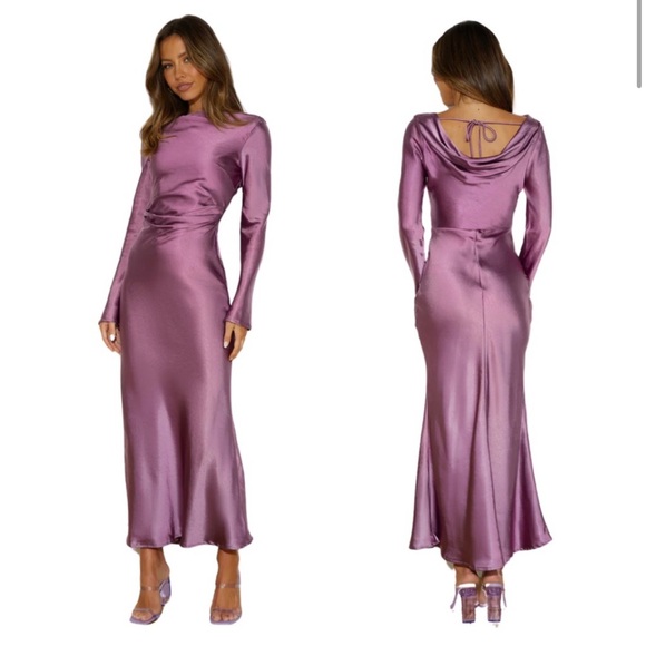 Hello Molly dress - Picture 2 of 5